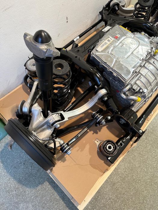 Axă Spate completa cu motor si cutie VW ID.4 ID.5