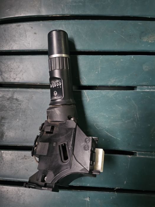 Ford Ranger Manetă ștergător parbriz AB3917A553BA
Ford Focus generatia