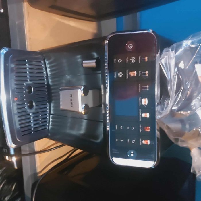 Espressor Philips seria 5500 ca NOU