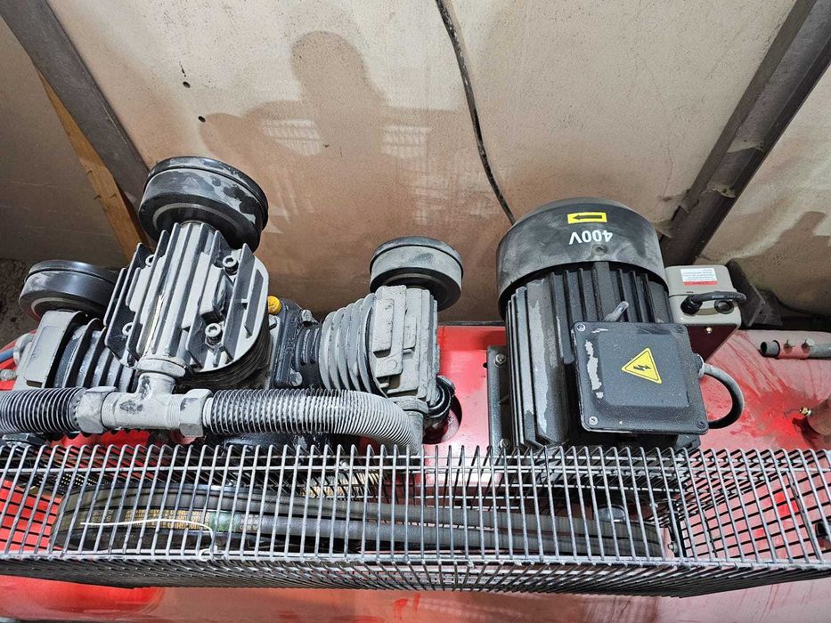 Compresor aer 3 pistoane , 500L / 14.6 Cp ,1395l/m Kraft&Dele KD1413