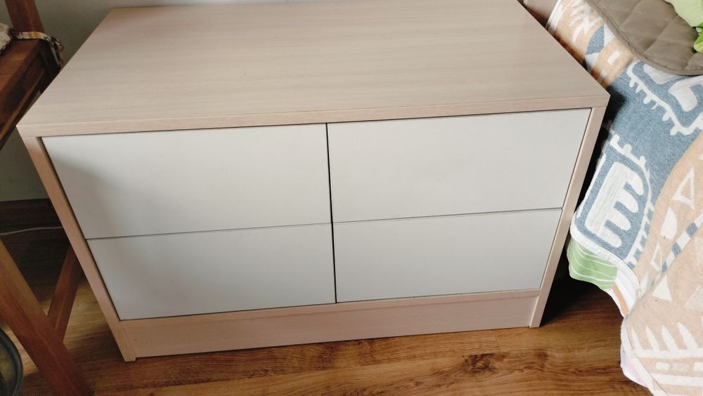 Продам тумбу в отличном состоянии