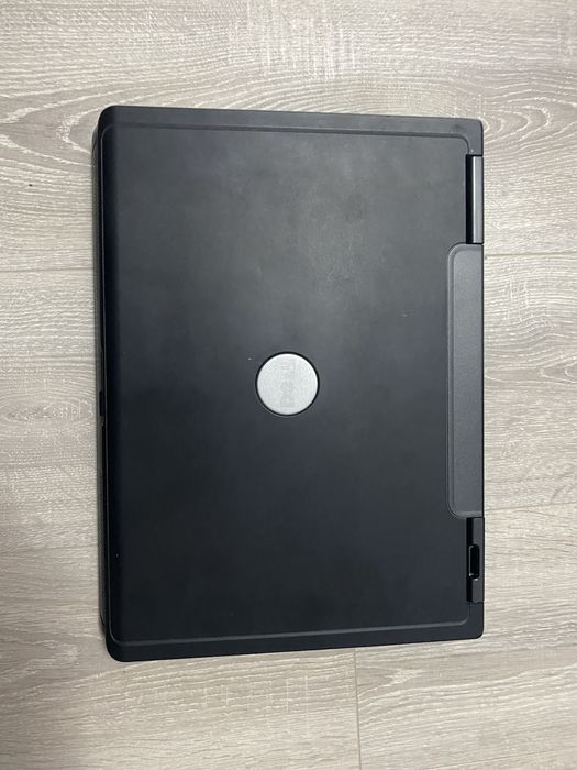 Vand laptop Dell