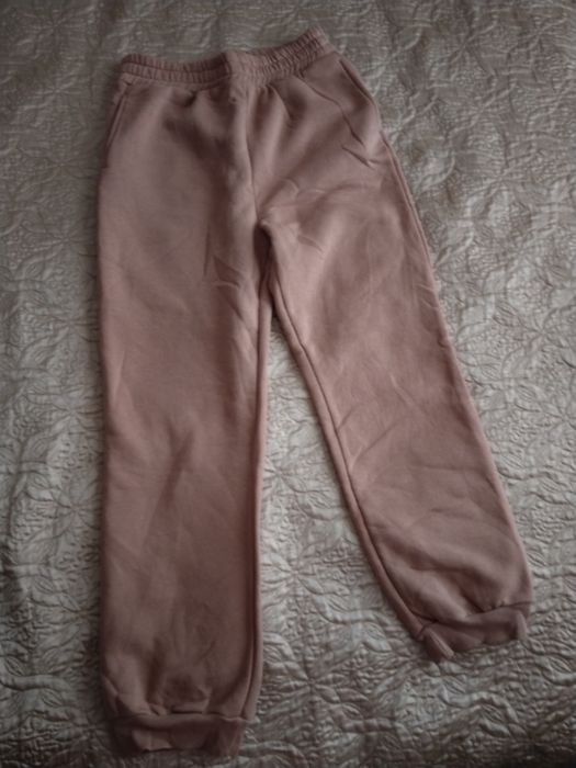 Продам спортивку теплую новую