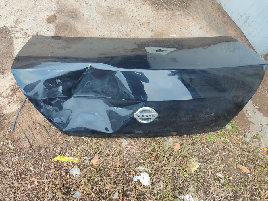 Продам крышка багажника на Ниссан Альмера классик В10