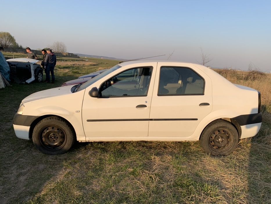 Vand bara -spate pt Dacia Logan 2004-2008-alb