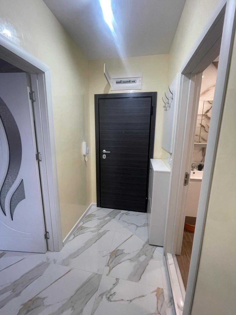 Продава се Двустаен апартамент в Пловдив, Христо Смирненски - 60 кв.м за 2500 €/кв.м - Снимка #3