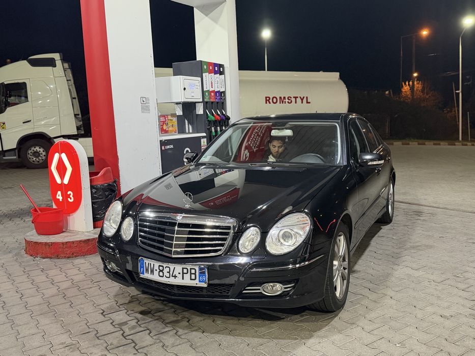 Mercedes W211 E350 benzina