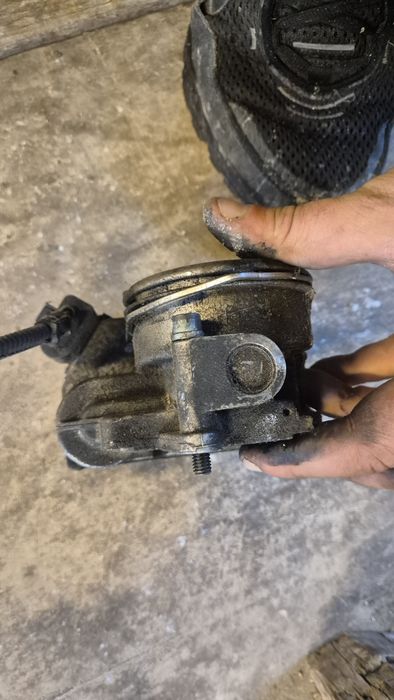 Дросел клапа за Ауди А4 Б7 2.0 ТДИ