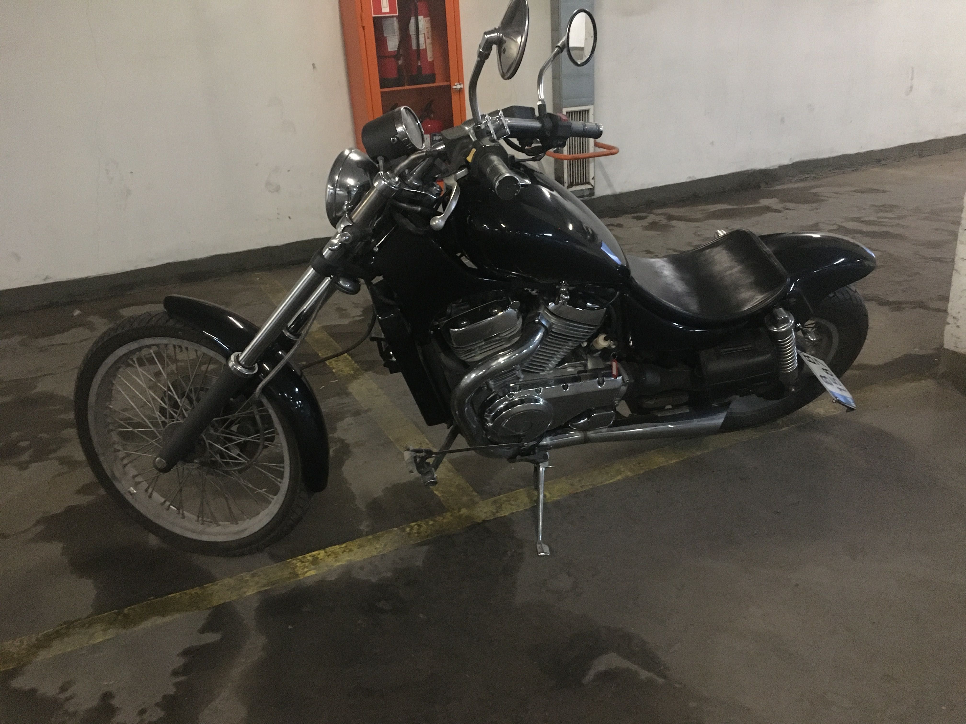 Suzuki Intruder 400