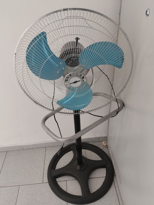 Продам вентилятор