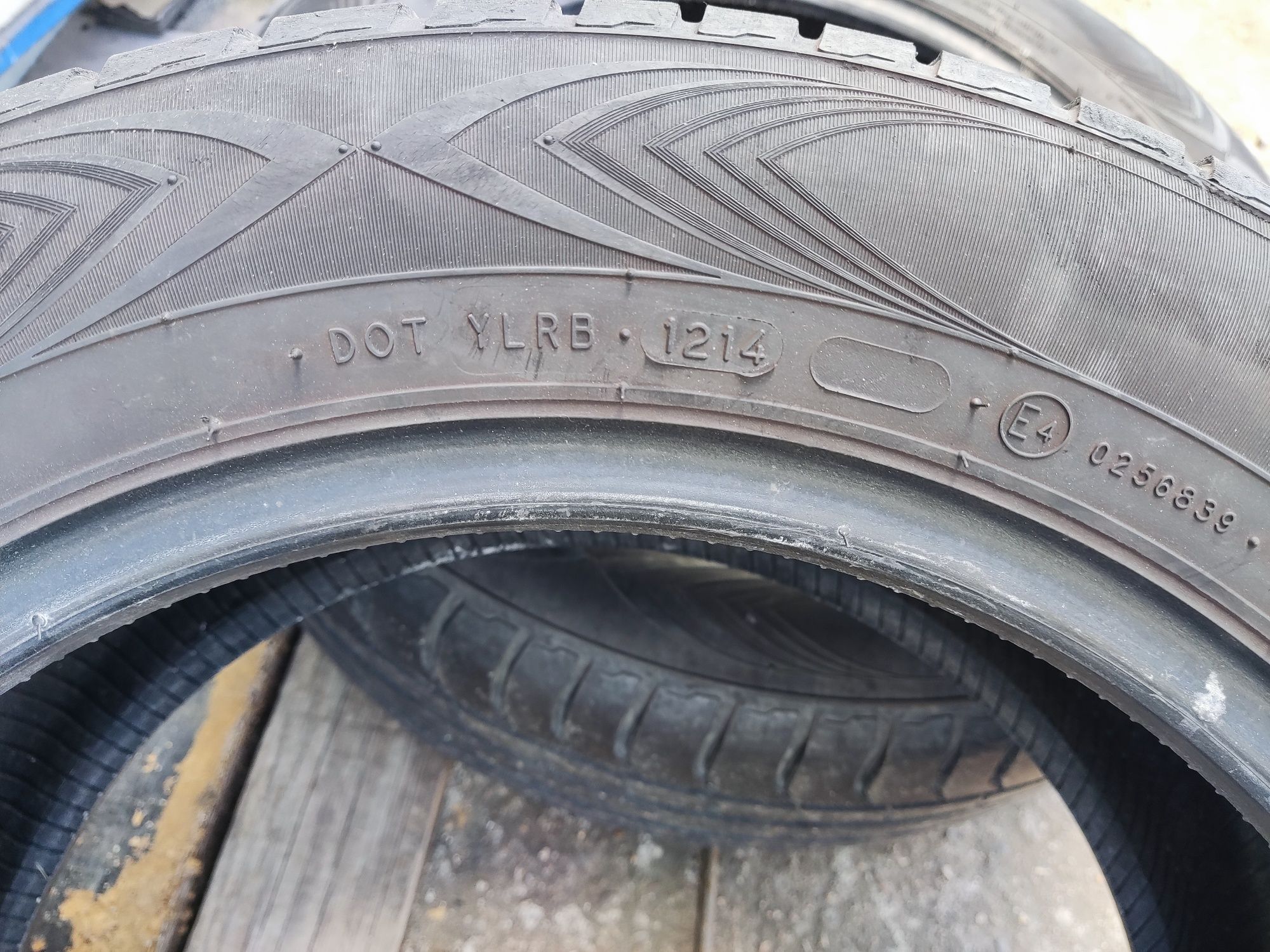 195/60/15 Nokian