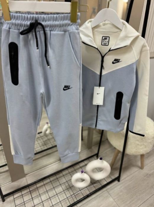 Trening Nike Tech copii