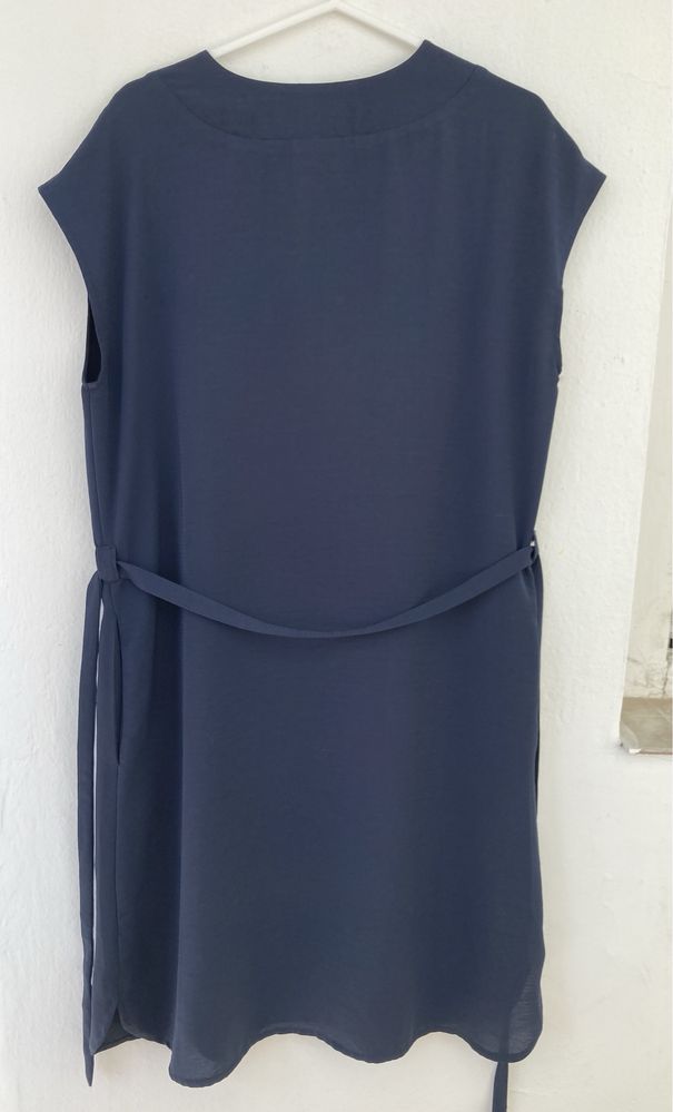 Rochie schimbătoare în albastru cu o curea S/M