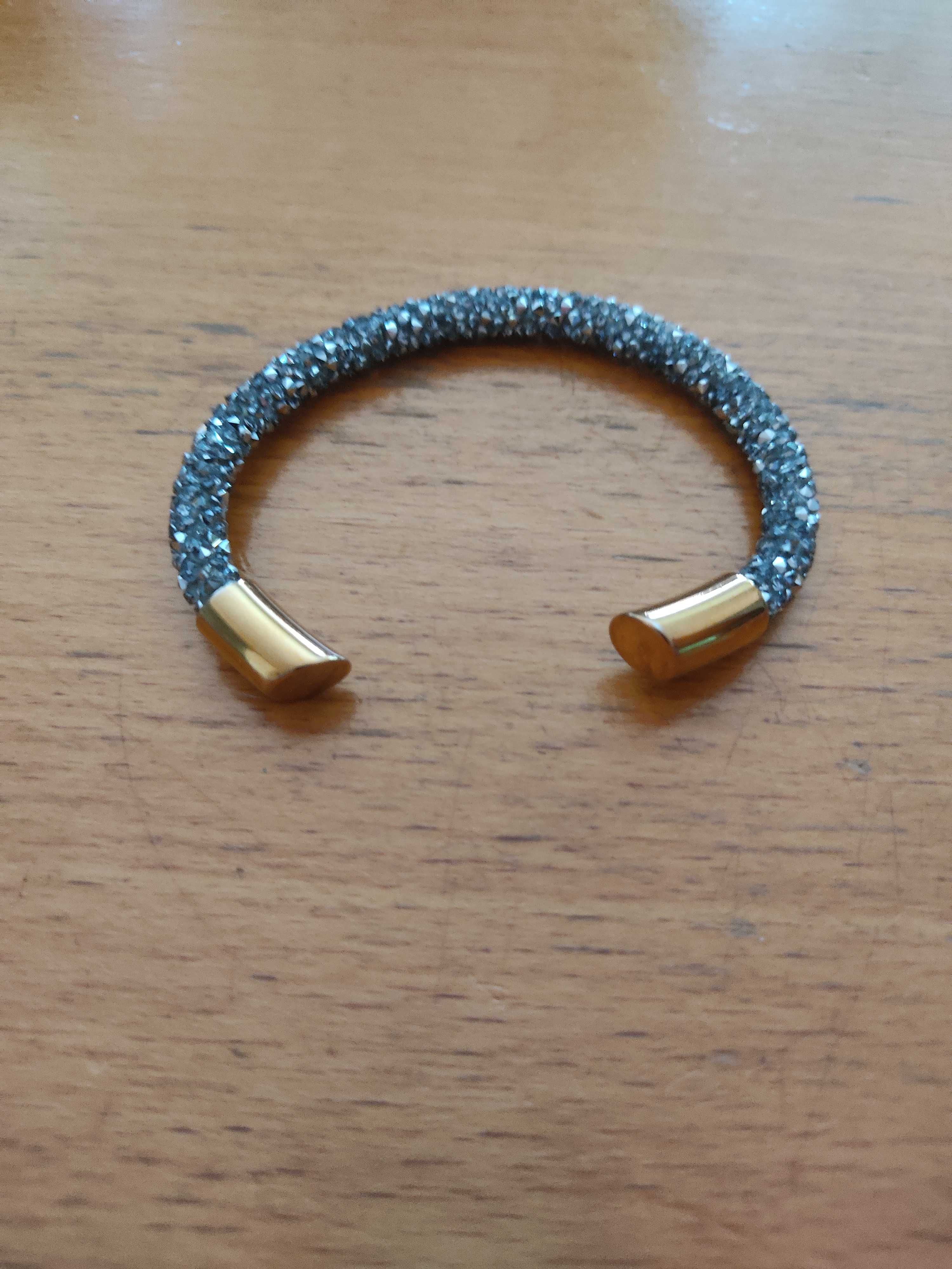 Дамска гривна GUESS