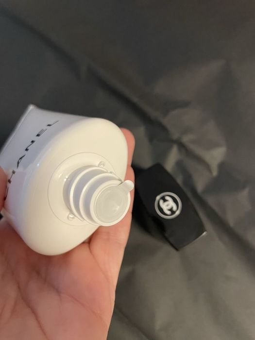 Chanel original sigilat camelia anti poluare