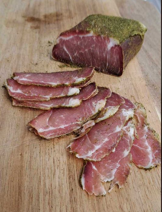 Прасенца и мезенца от Фермата на дядо