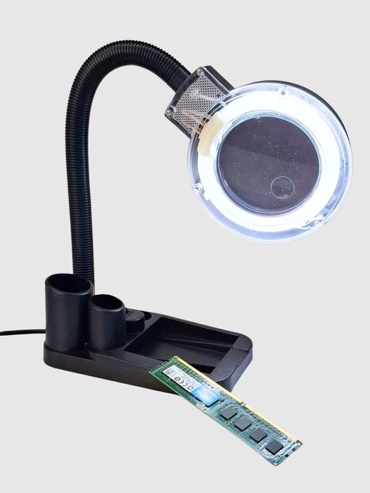 Лампа с лупой и подсветкой YAXUN YX928A