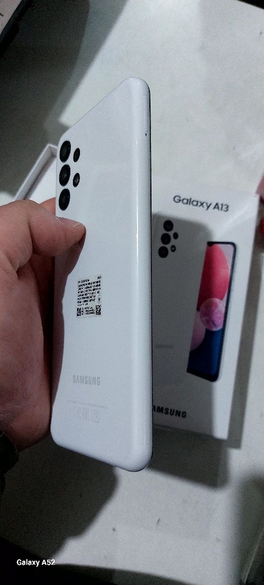 Samsung A13.          .