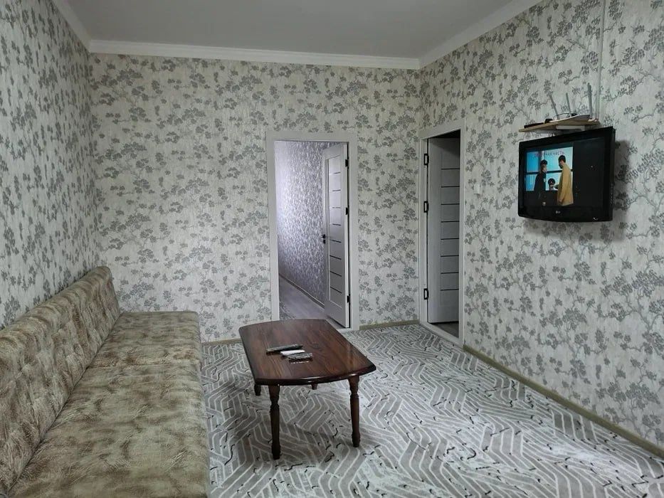 Аренда Чиланзар 14 квартал 2/4/4