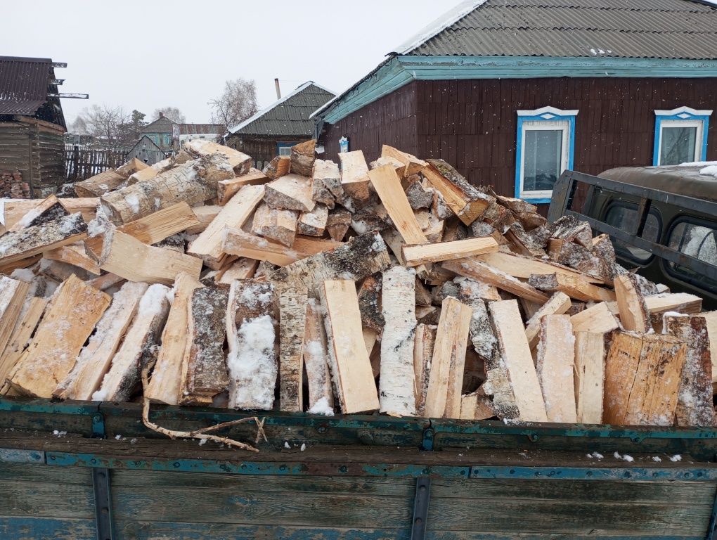 Дрова колотые пихта берёза осина
