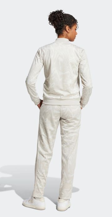 Спортен екип Adidas