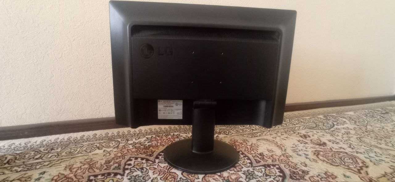Монитор LG Flatron W2234S 22 Дюмовый (Оригинал) есть торг