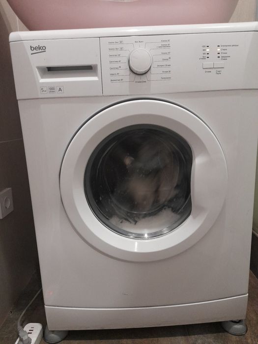 Срочно продам стиральная машинка Беко 5 кг