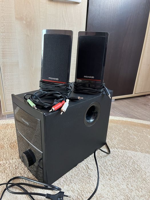 Продам колонки microlab