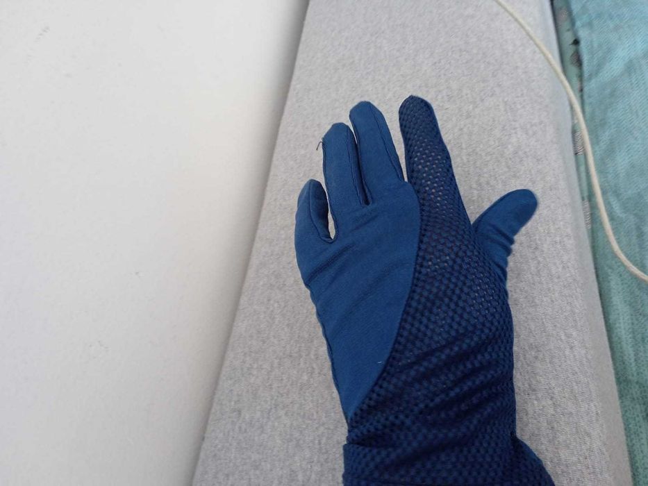 Продам перчатки женские