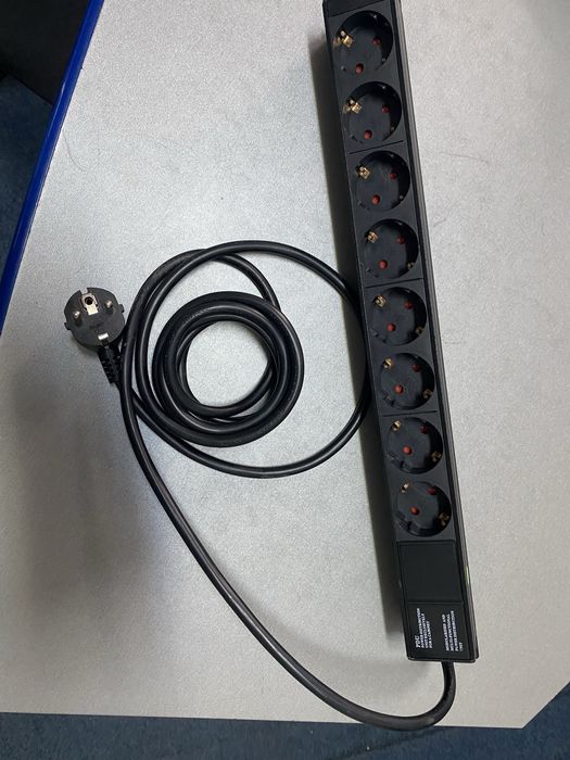 Distribuitor curent rack case 3600w