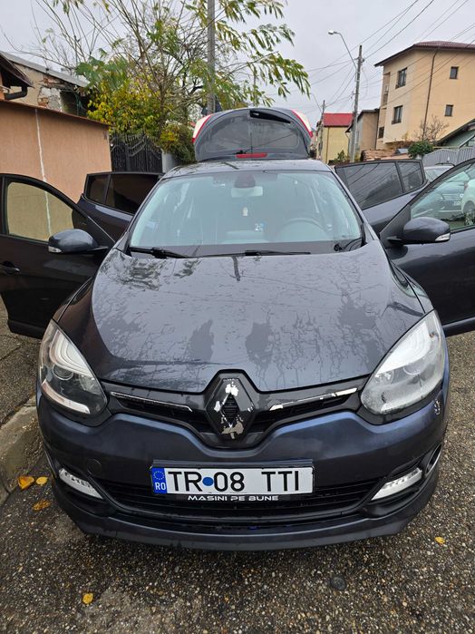 Vând renault megane 3 2014 luna 09 motor 1.5 dCi 110cp
