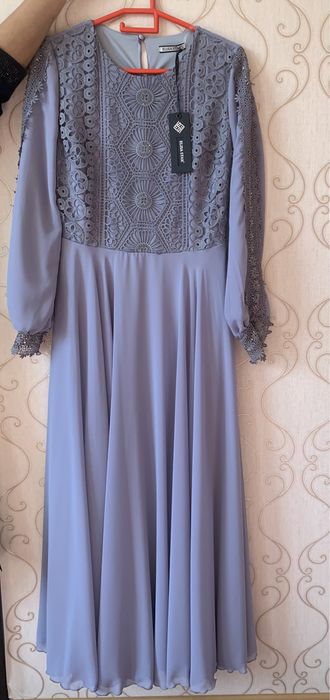 Продам вечерние платья