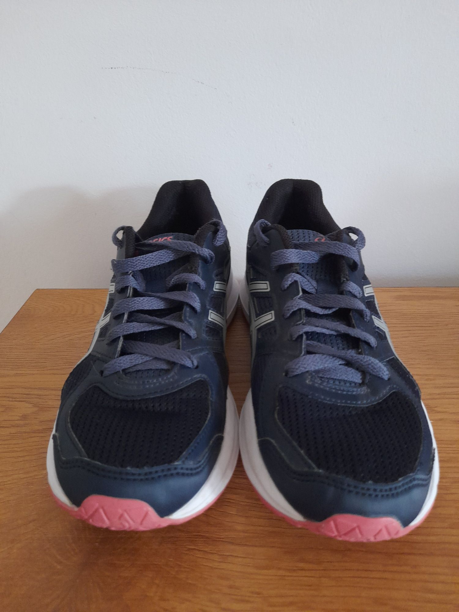 Incaltaminte Asics nr 39