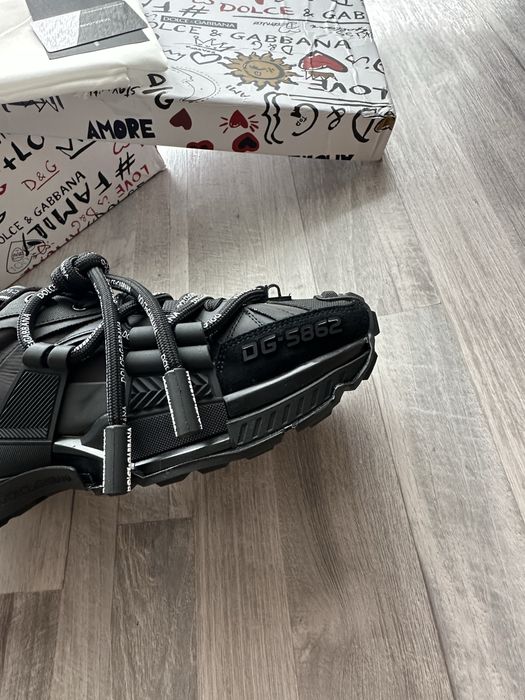 Adidasi Dolce Gabbana Space 2025
