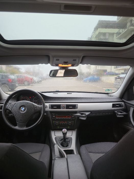 Bmw e90 Diesel 2.0 trapa , xenon