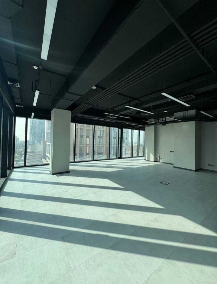 Euro office for rent a Nest One !