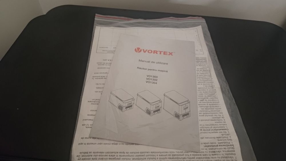 Frigider auto cu compresor - ca nou.