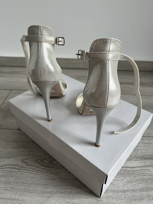 Pantofi eleganti din piele naturala (sandale) albe cununie/nunta