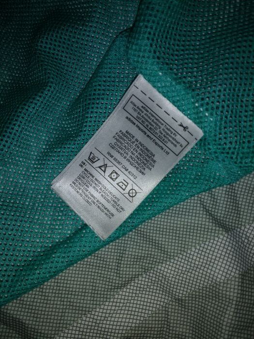Geaca impermeabila dama Adidas Outdoor mărimea M