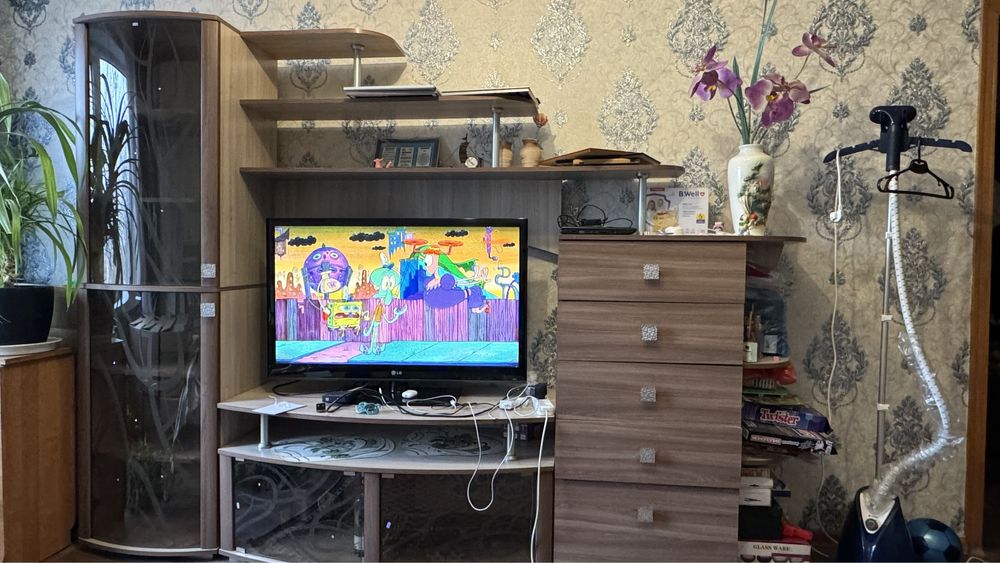 Стенка горка для зала