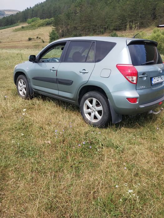 Vând toyota rav4 an  2008