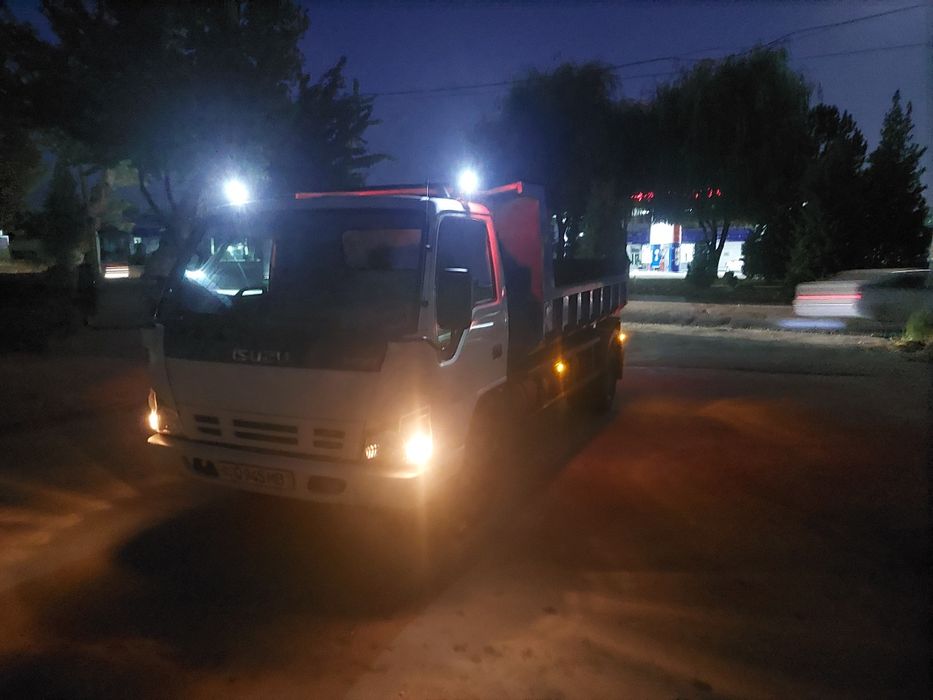 ISUZU Samosval Turbo.