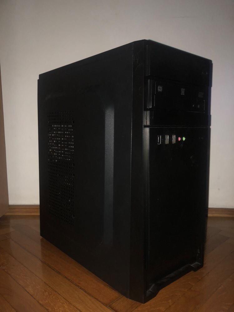 Vând PC gaming 8GB RAM