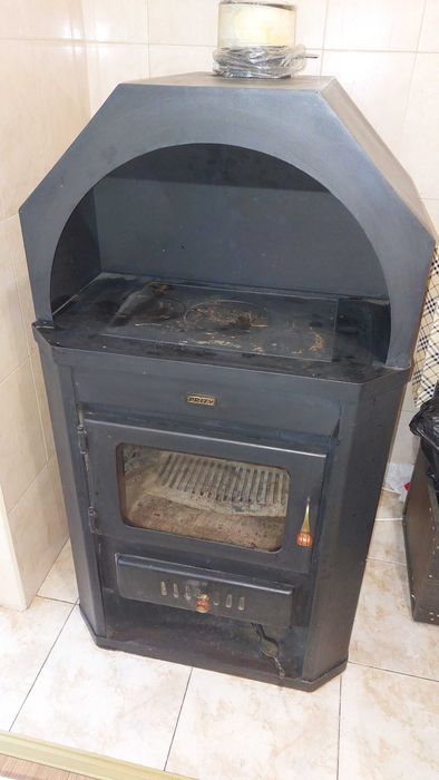 Продавам: PRITY Камина/Печка с Водна Риза (W) и Готварски Плот