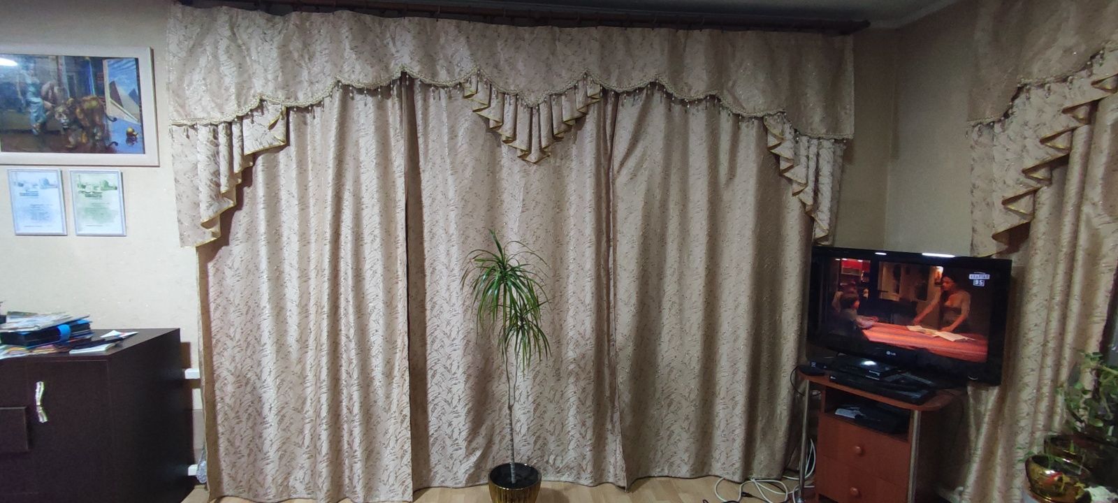 Продаются б/у шторы