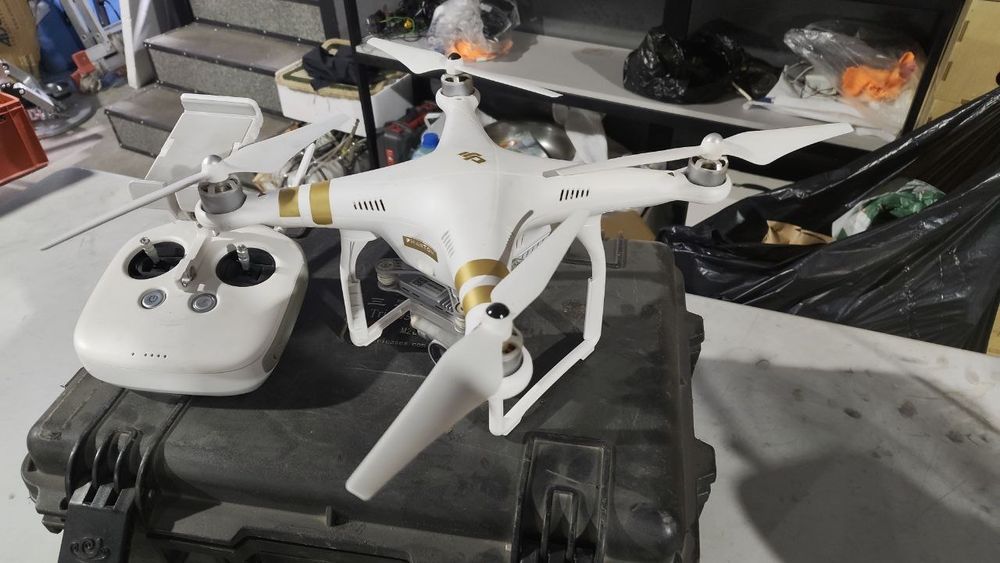 Дрон DJI Phantom 3 Professional — 4K