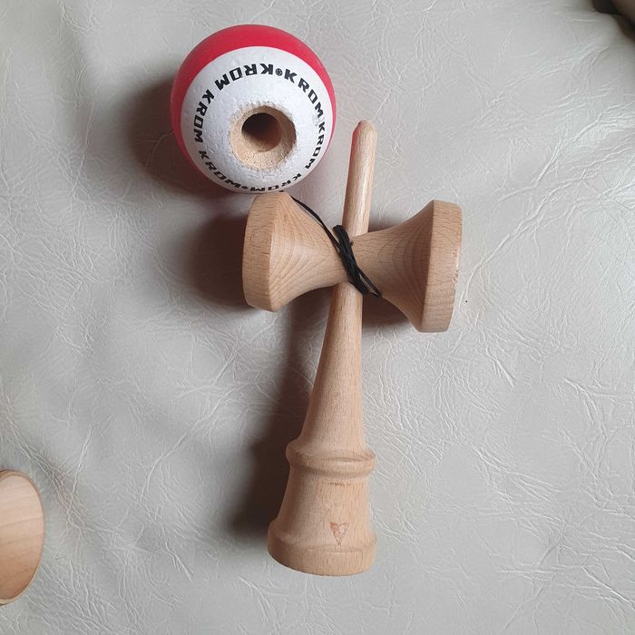 Kendama Krom Pop Rubber