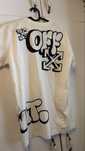 Tricou off white , am si pe negru