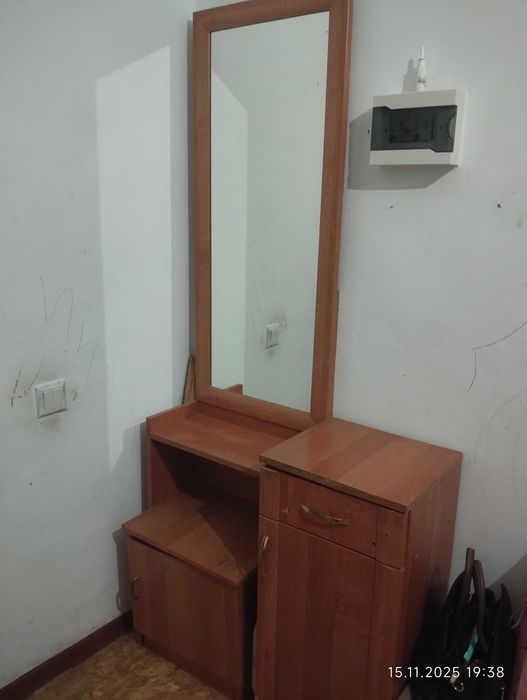 Шифонер и прихожый