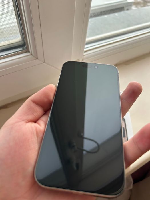 iPhone 15 pro продается